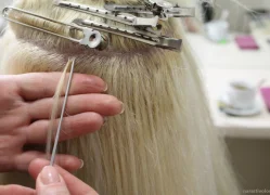 Что такое микронаращивание волос?