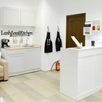 салон красоты lash & nail kitchen изображение 2