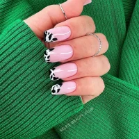 салон красоты selfie nail&beauty club на комсомольском проспекте изображение 5